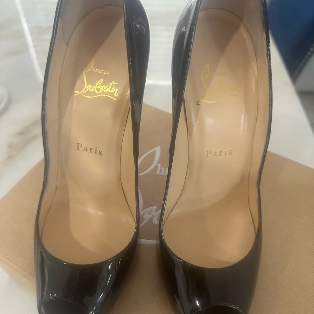 Christian Louboutin Youpi Size 38 brand new authentic - Picture 5 of 9